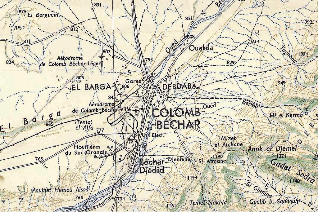 127-AERODROMES-ET-BASES-1945-1962-1-COLOMB BECHAR-LEGER (4).jpg